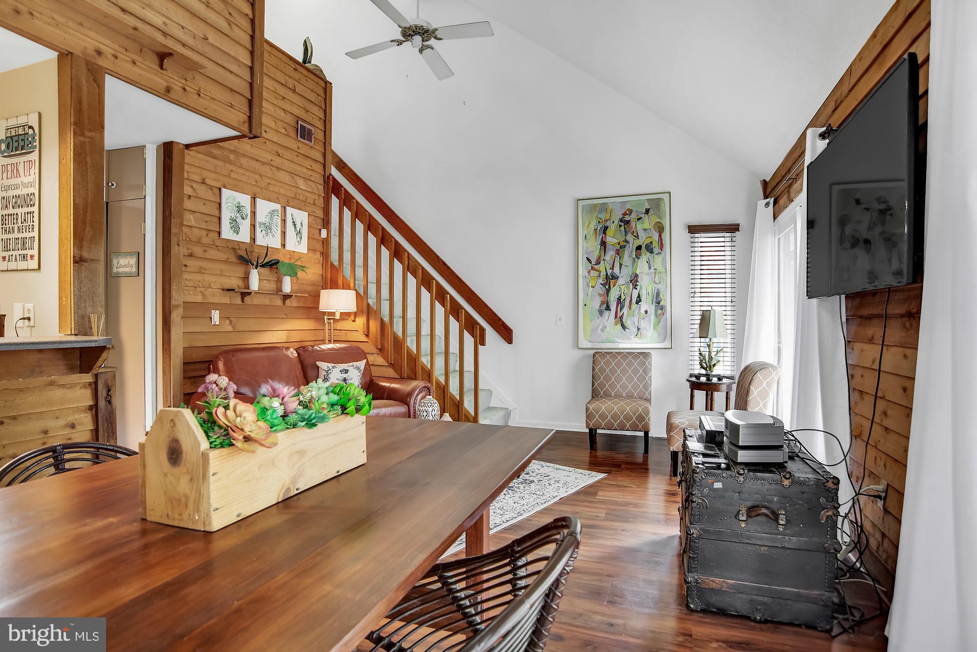 1743 Ridgely Road Edgewater, MD 21037 - Photo 4 of 25