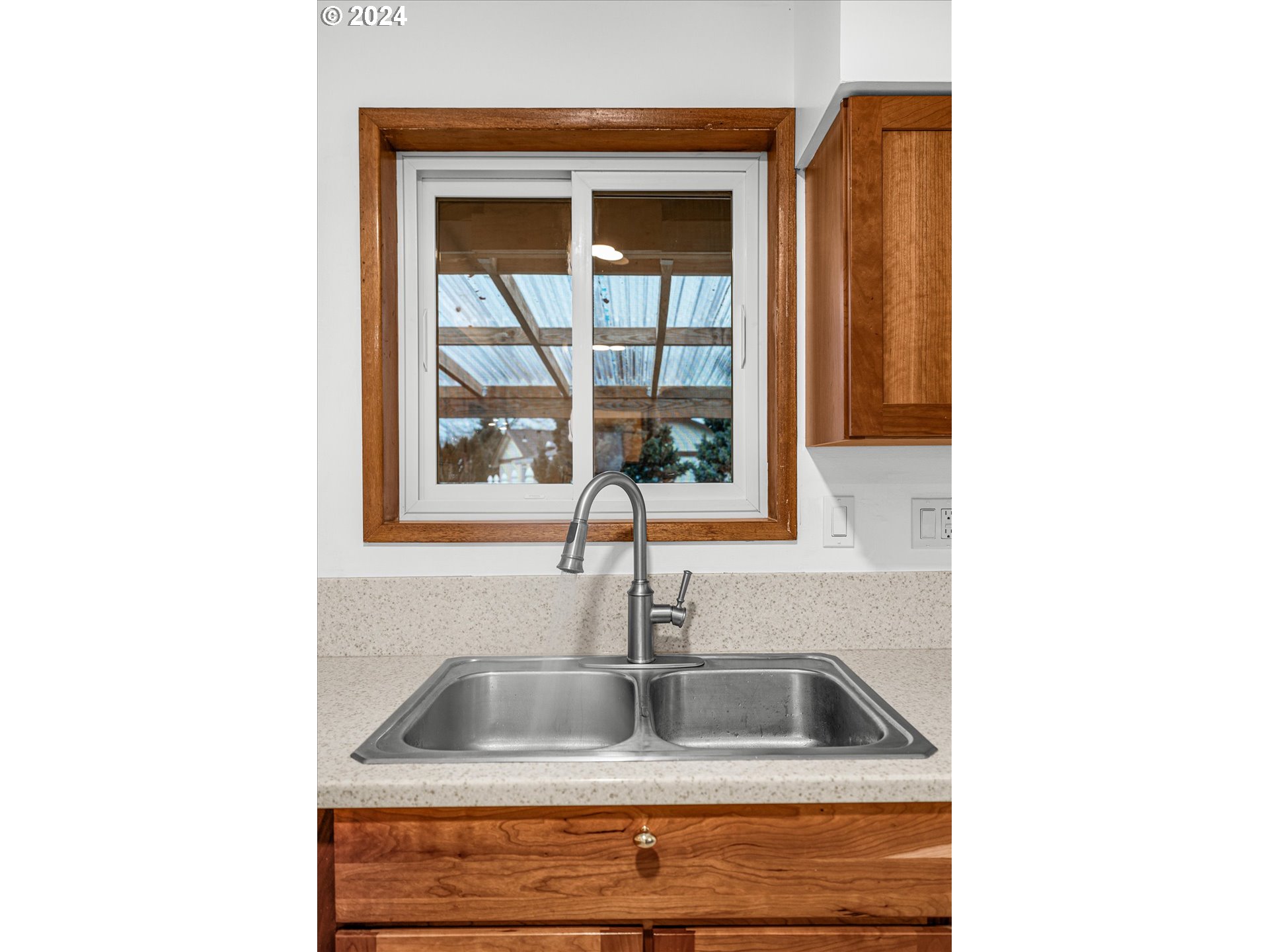 1587 Rainier Road Woodburn, OR 97071 - Photo 11 of 27 Gallery Image 11