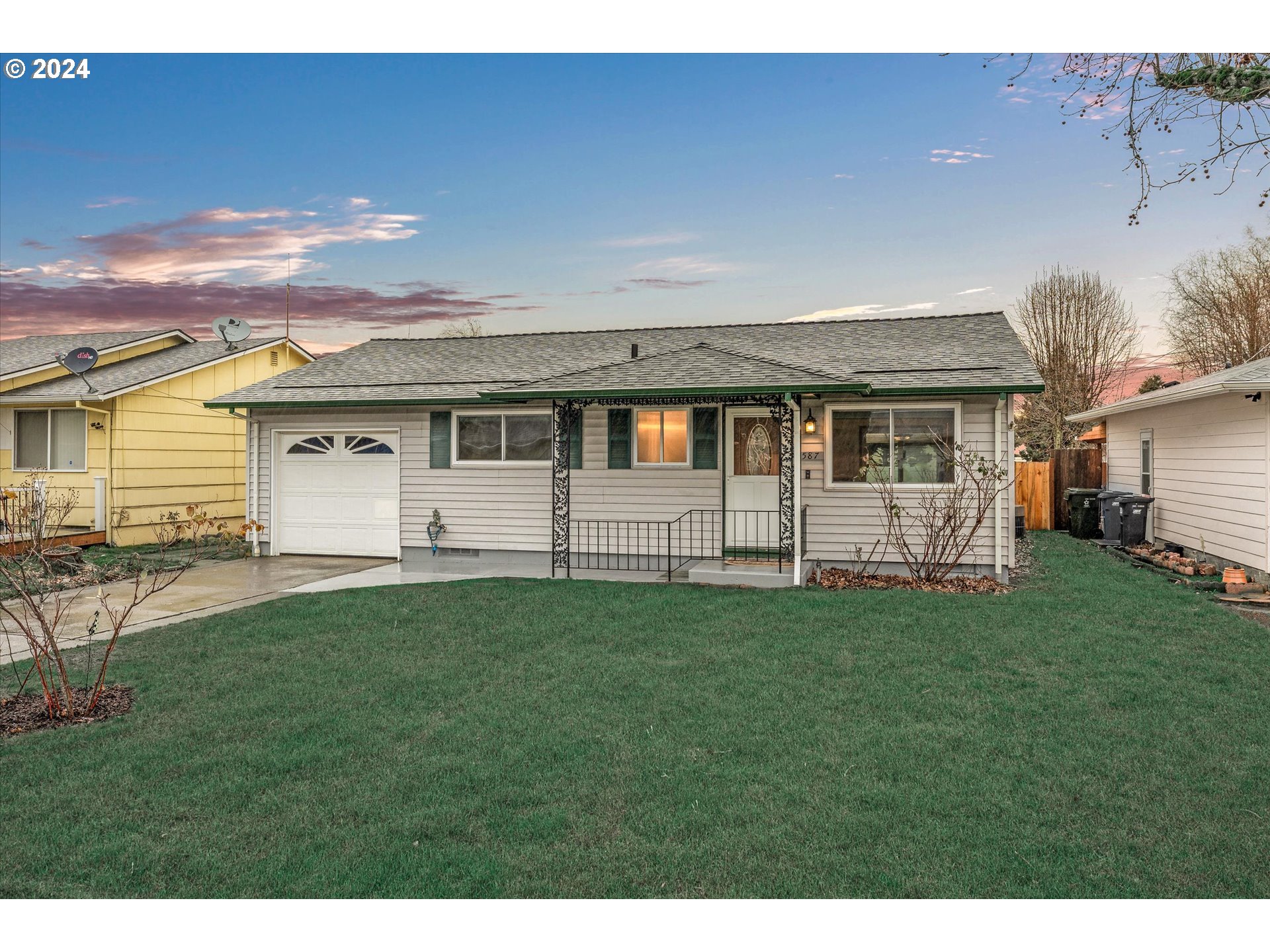 1587 Rainier Road Woodburn, OR 97071 - Photo 3 of 27 Gallery Image 3