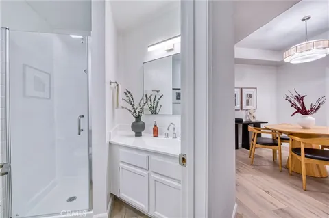 $798,000 | 245 South Holliston Avenue, Unit 109, Pasadena, CA 91106