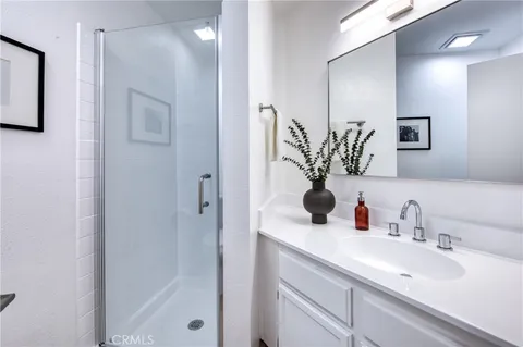 $798,000 | 245 South Holliston Avenue, Unit 109, Pasadena, CA 91106