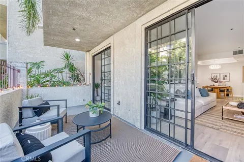 $798,000 | 245 South Holliston Avenue, Unit 109, Pasadena, CA 91106
