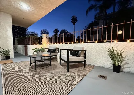 $798,000 | 245 South Holliston Avenue, Unit 109, Pasadena, CA 91106