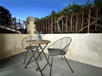 $798,000 | 245 South Holliston Avenue, Unit 109, Pasadena, CA 91106