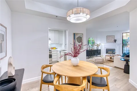 $798,000 | 245 South Holliston Avenue, Unit 109, Pasadena, CA 91106