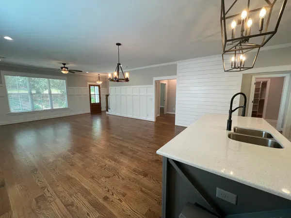 $2,400 | 3947 High Chaparral Drive, Martinez, GA 30907