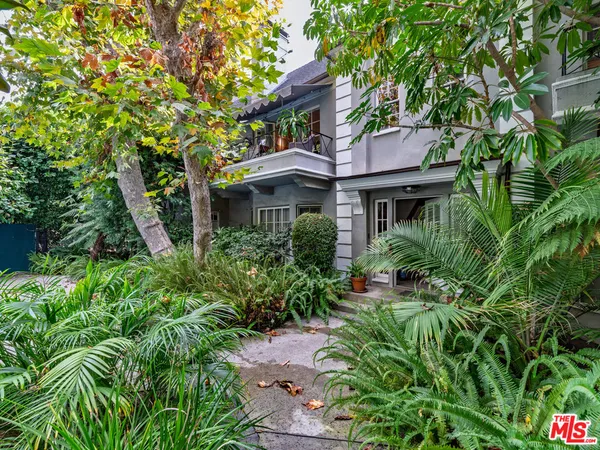 $5,900 | 1321 North Hayworth Avenue, Unit C, West Hollywood, CA 90046