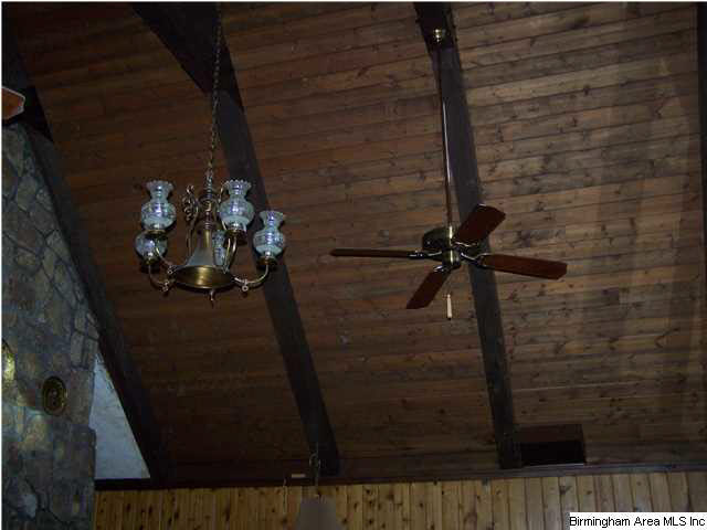 583 Ridgeway Circle Talladega, AL 35160 - Photo 5 of 17