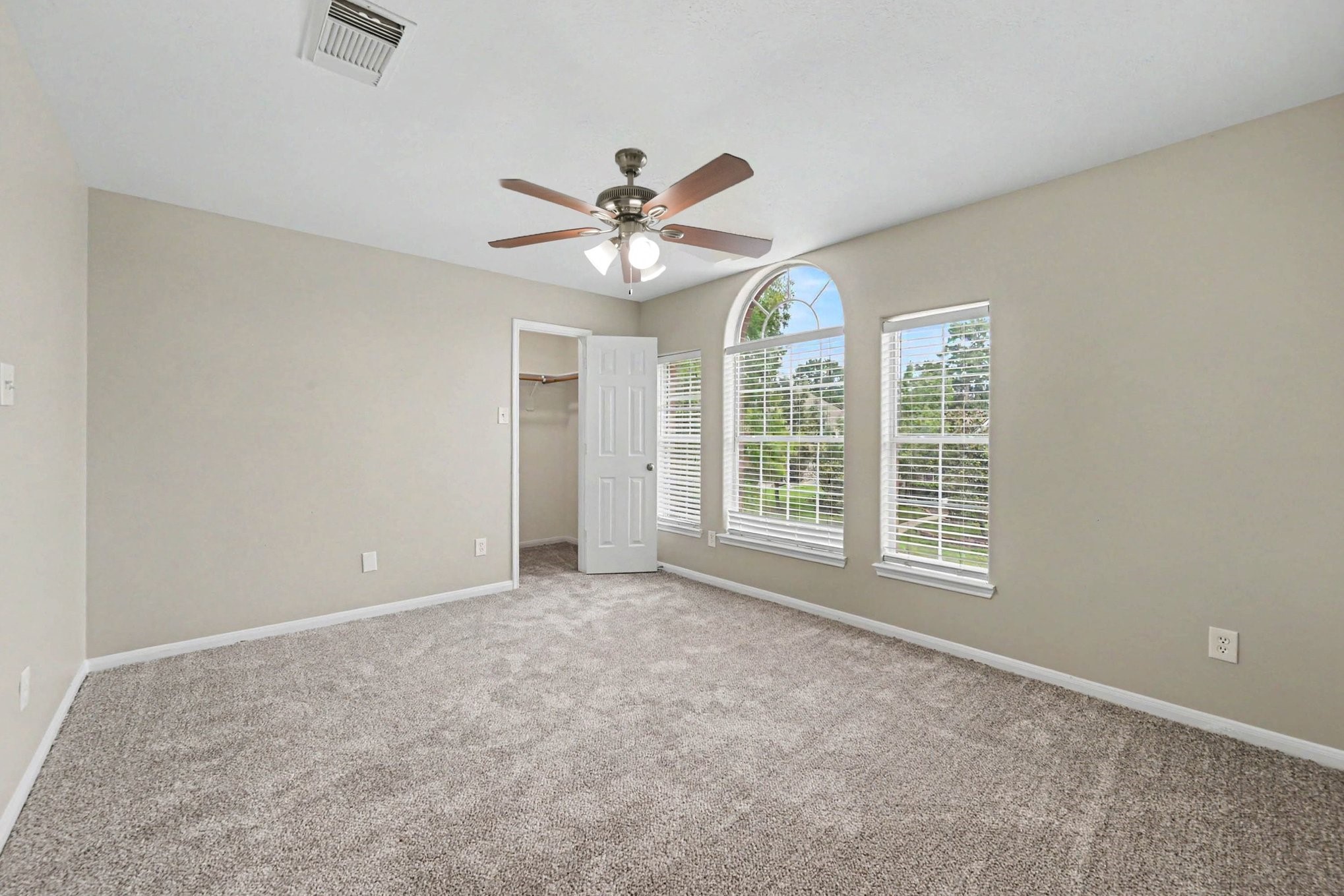 24927 Corbin Gate Drive Spring, TX 77389 - Photo 31 of 39 Gallery Image 31