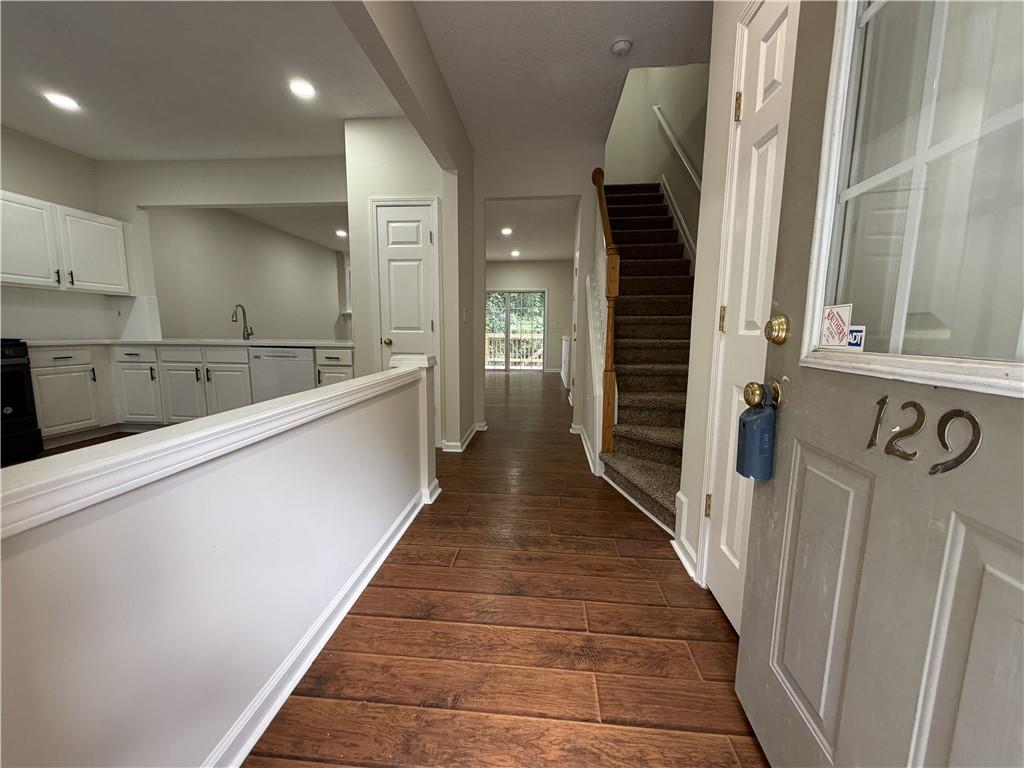 9155 Nesbit Ferry Road, Unit 129 Alpharetta, GA 30022 - Photo 5 of 47 Gallery Image 5
