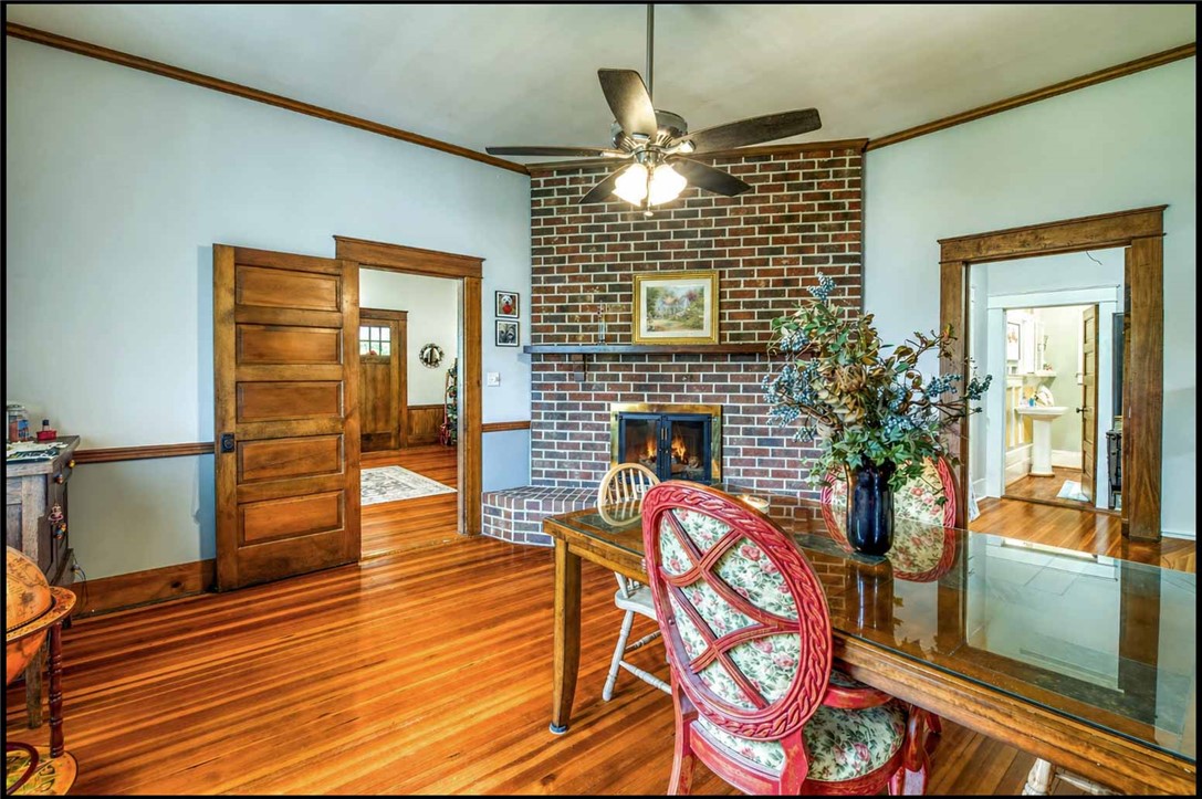 635 Northeast Main Street Easley, SC 29640 - Photo 13 of 36