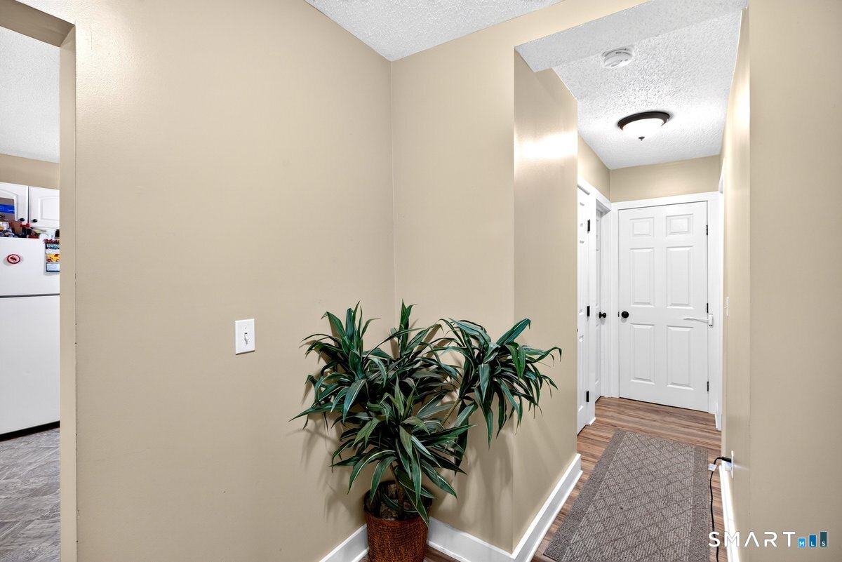 88 Church Street Enfield, CT 06082 - Photo 17 of 40