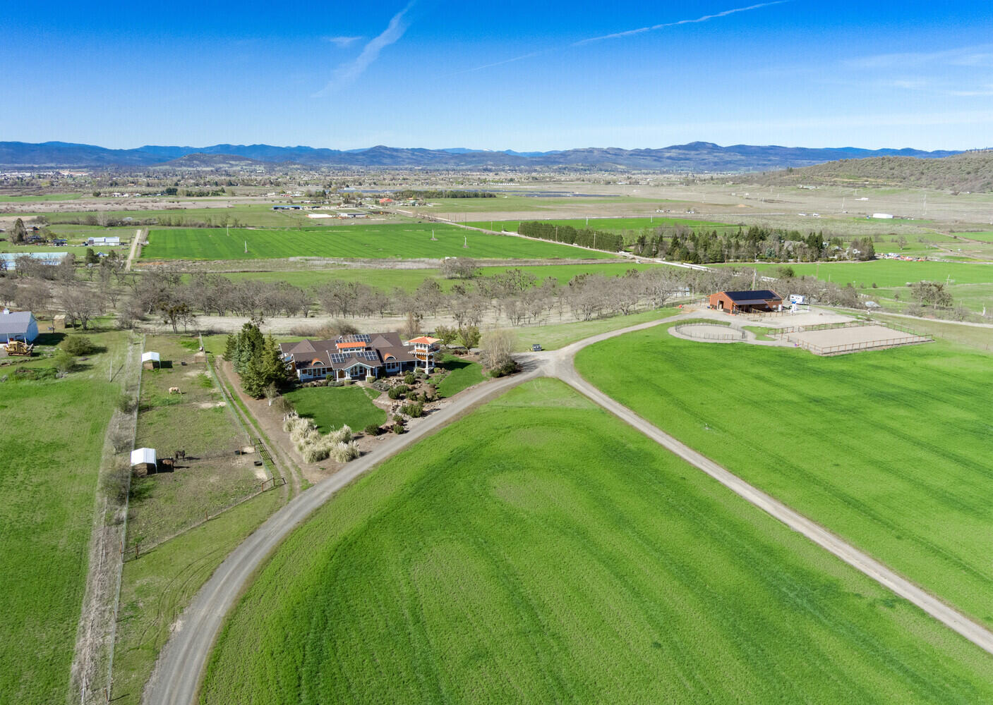 2255 Coker Butte Road Medford, OR 97504 - Photo 4 of 102 36_CBR_36_mls