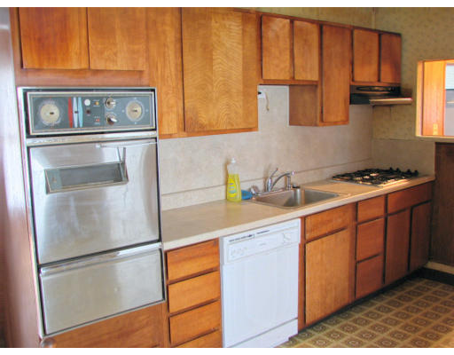 230 Spring Street Medford, MA 02155 - Photo 5 of 12 Gallery Image 5