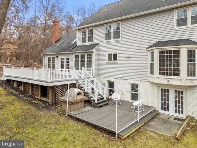 $999,980 | 15067 Brown Post Lane, Centreville, VA 20121