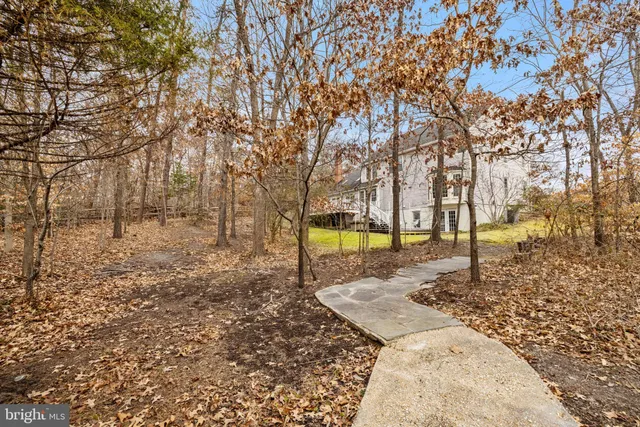 $999,980 | 15067 Brown Post Lane, Centreville, VA 20121