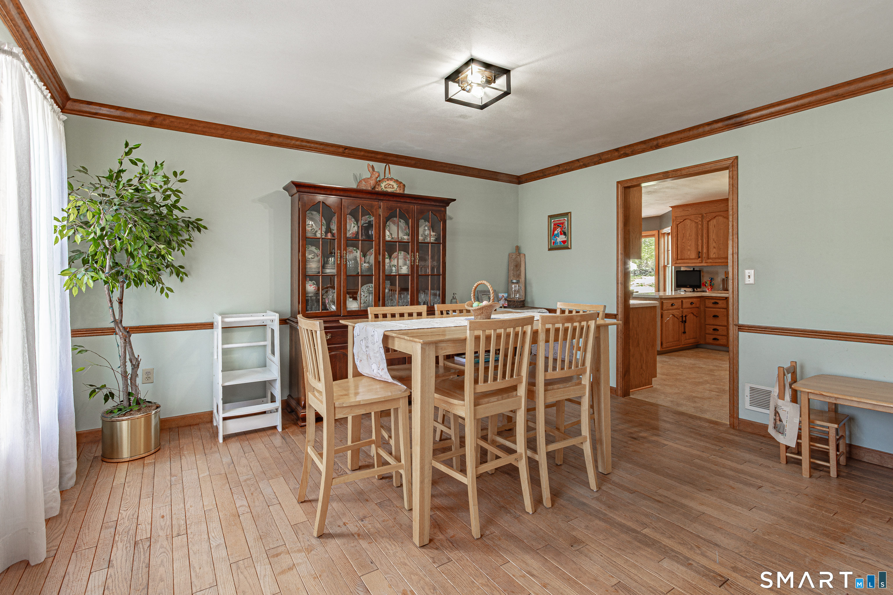 33 Country Club Woods Circle Waterbury, CT 06708 - Photo 15 of 38