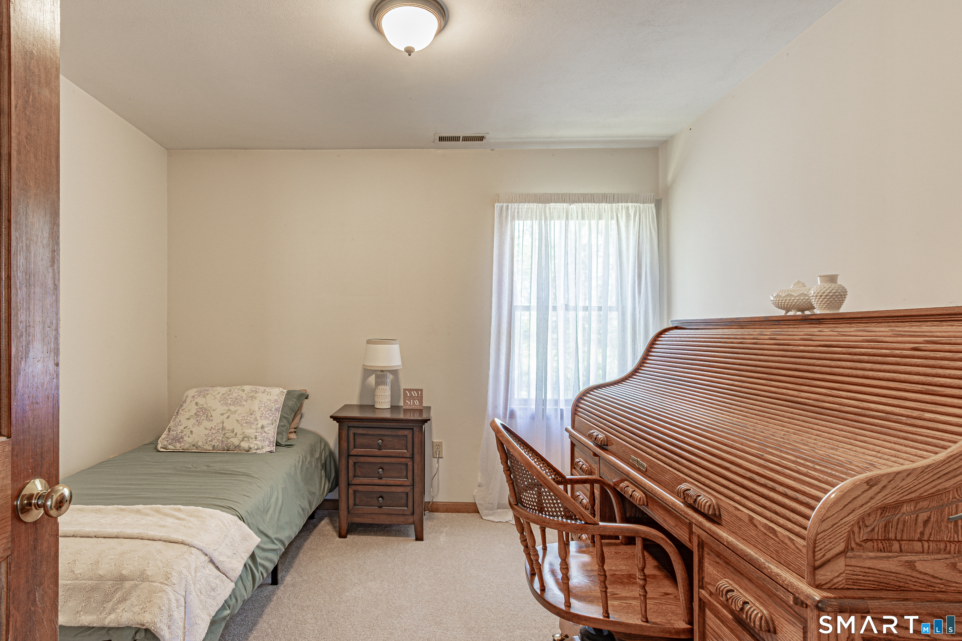 33 Country Club Woods Circle Waterbury, CT 06708 - Photo 30 of 38