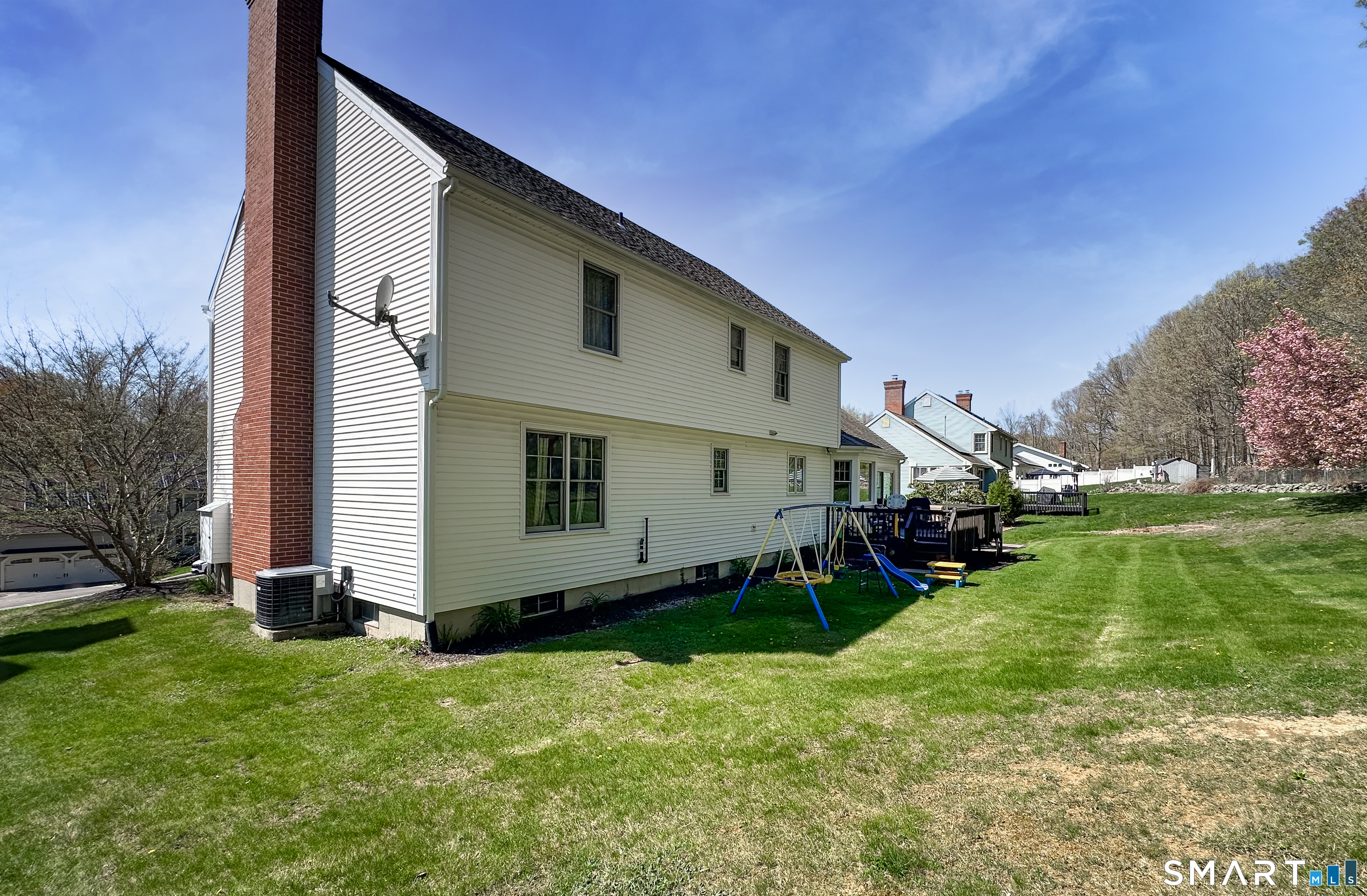 33 Country Club Woods Circle Waterbury, CT 06708 - Photo 37 of 38