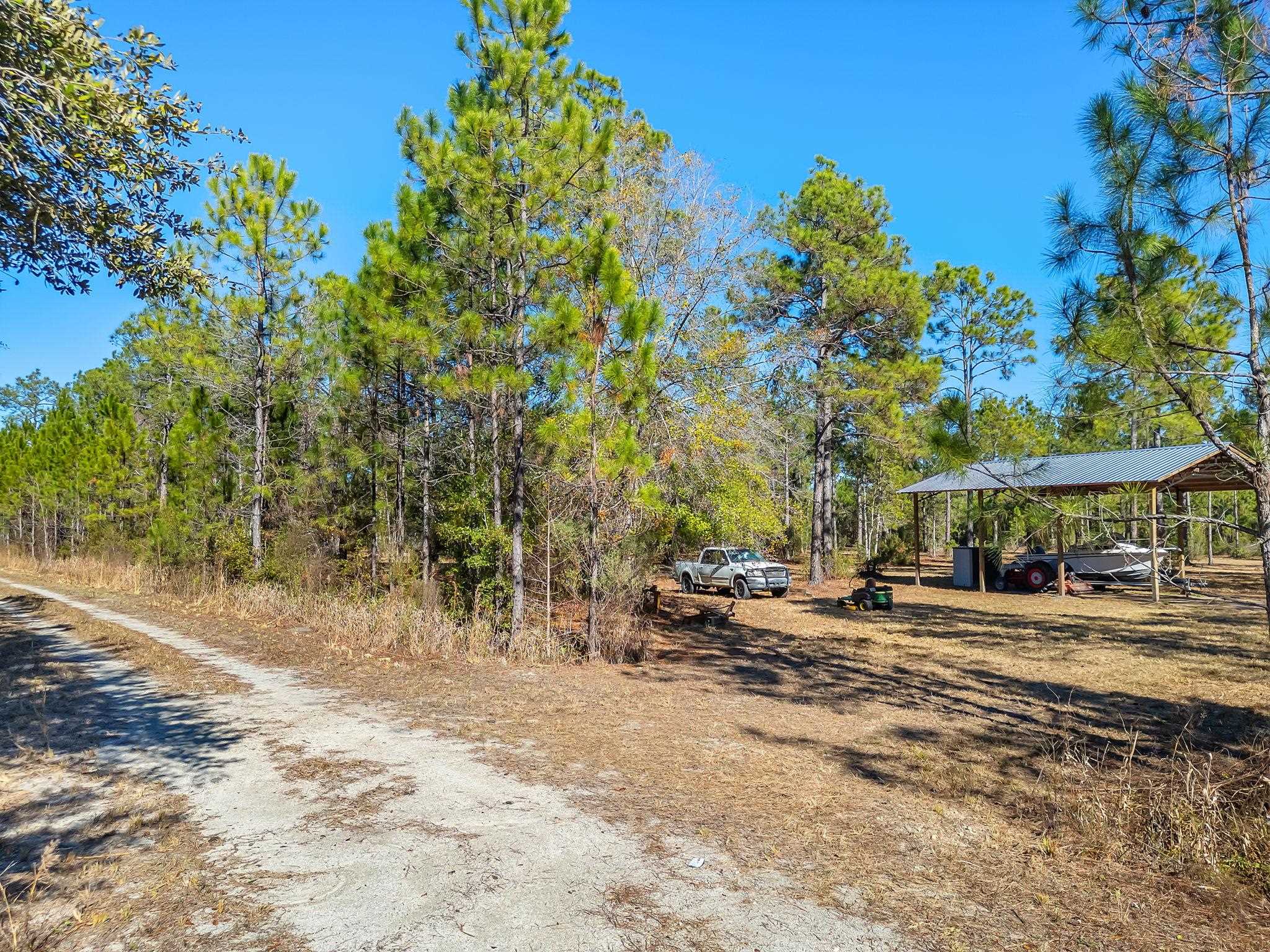 311 Clark's Landing Road Carrabelle, FL 32322 - Photo 3 of 16