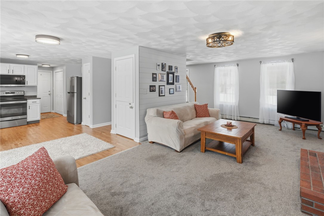 65 Rolling Meadows Road Burrillville, RI 02859 - Photo 12 of 48