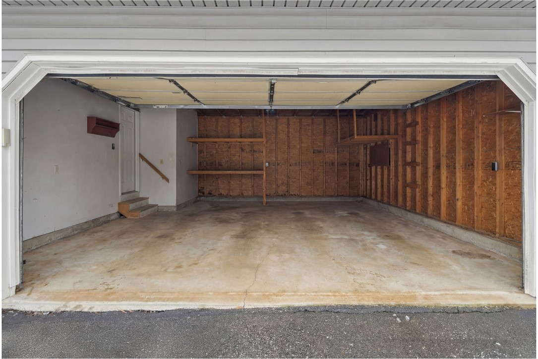 65 Rolling Meadows Road Burrillville, RI 02859 - Photo 6 of 48