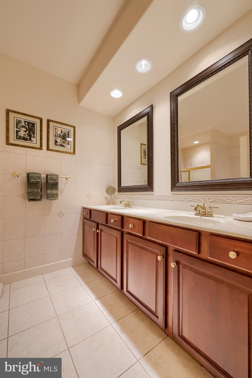 808 Huntington Place Lancaster, PA 17601 - Photo 37 of 59