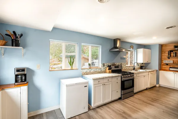 $499,000 | 126 Route 103 E Warner Nh 03278, Warner, NH 03278