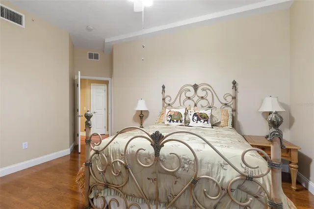 a view of a tennis court