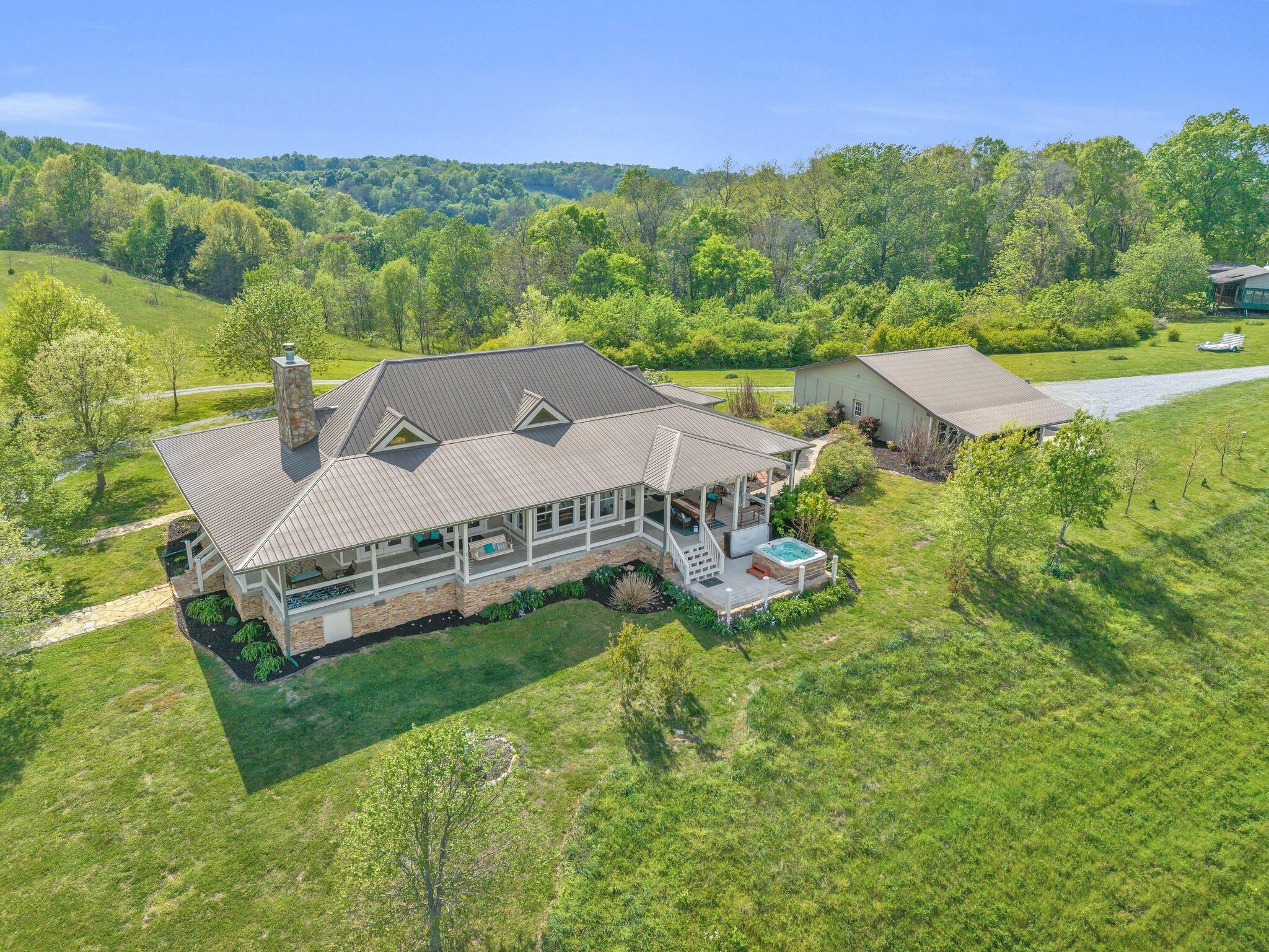 39 Fayetteville Road Kelso, TN 37348 - Photo 3 of 76 rg2604121-1062
