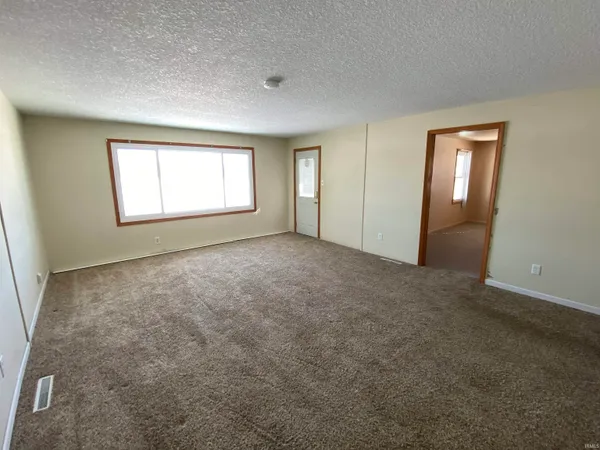 $142,500 | 1630 North 1000 East, Akron, IN 46910