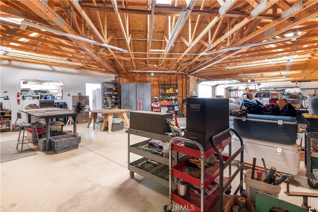 39597 Calle Escalona Temecula, CA 92592 - Photo 38 of 61 workshop interior