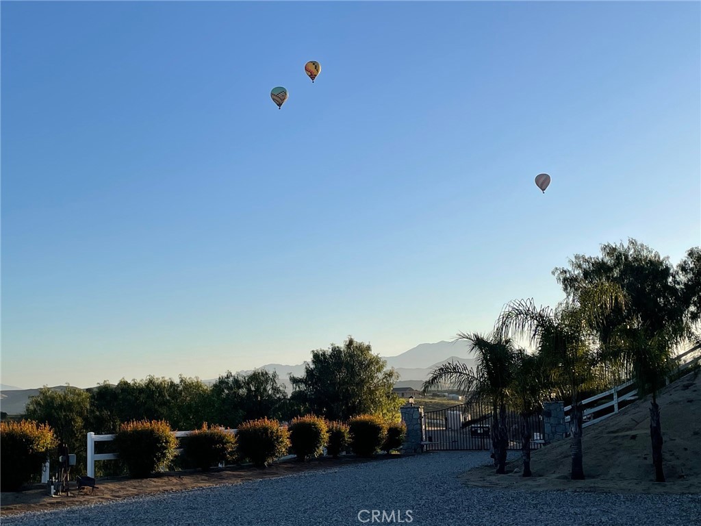 39597 Calle Escalona Temecula, CA 92592 - Photo 60 of 61 a view of outdoor space and yard