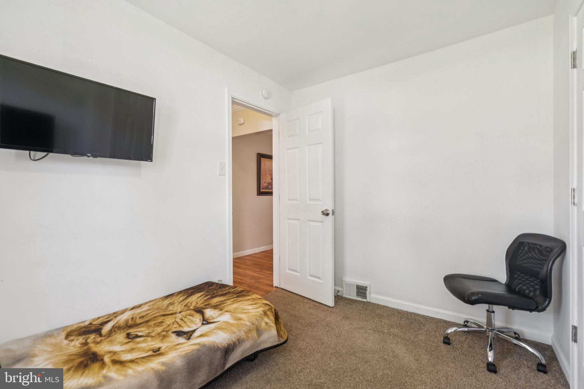 253 St Carneys Point Carneys Point, NJ 08069 - Photo 11 of 26 Gallery Image 11