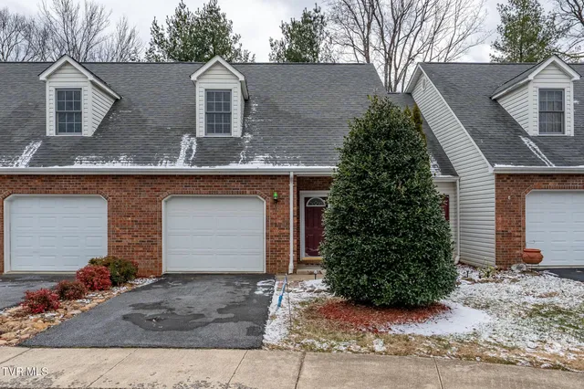 $307,000 | 7 Cherokee Ridge Court, Unit 7, Johnson City, TN 37604