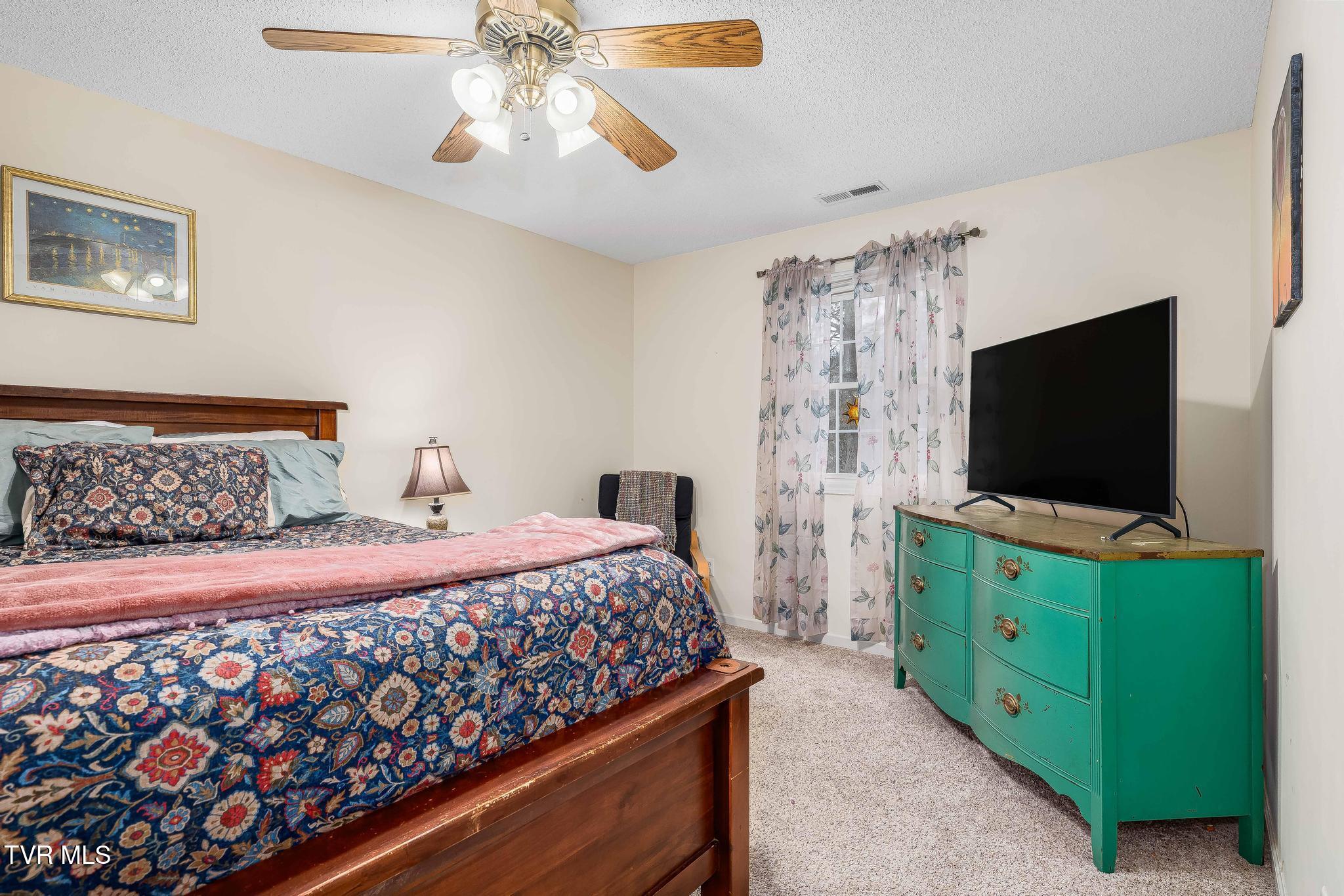 7 Cherokee Ridge Court, Unit 7 Johnson City, TN 37604 - Photo 20 of 48 7 Cherokee Ridge Ct (37 of 53)