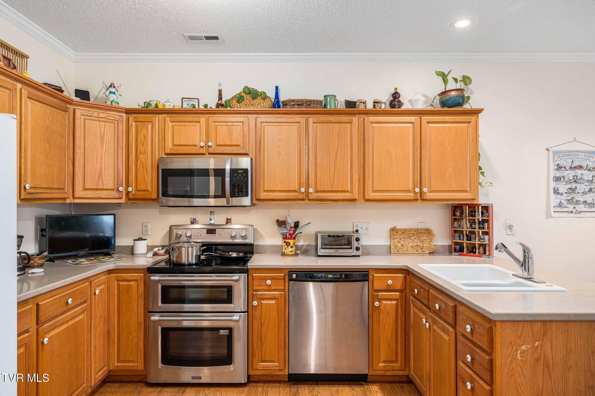 7 Cherokee Ridge Court, Unit 7 Johnson City, TN 37604 - Photo 9 of 48 7 Cherokee Ridge Ct (24 of 53)