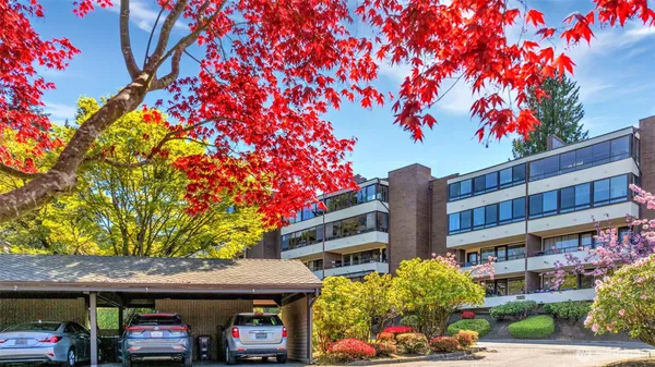 $249,000 | 10915-10911 Glen Acres Drive South, Seattle, WA 98168