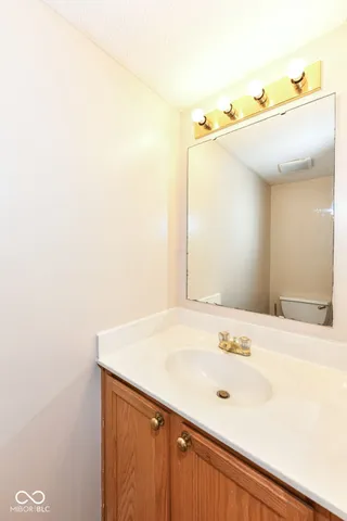 $420,000 | 6357 Hollingsworth Drive, Indianapolis, IN 46268