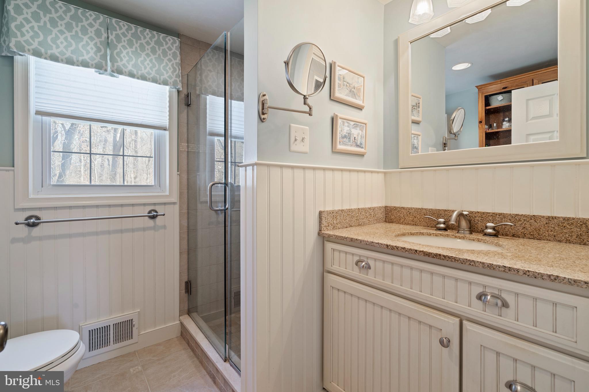 677 Valley Road Blue Bell, PA 19422 - Photo 20 of 30 Primary En Suite Bathroom