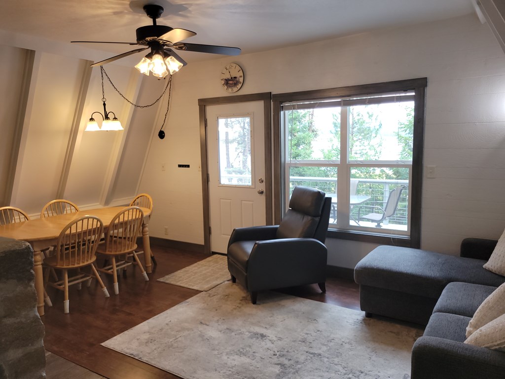 32 Duffys Lane Cascade, ID 83611 - Photo 13 of 35 Remodeled