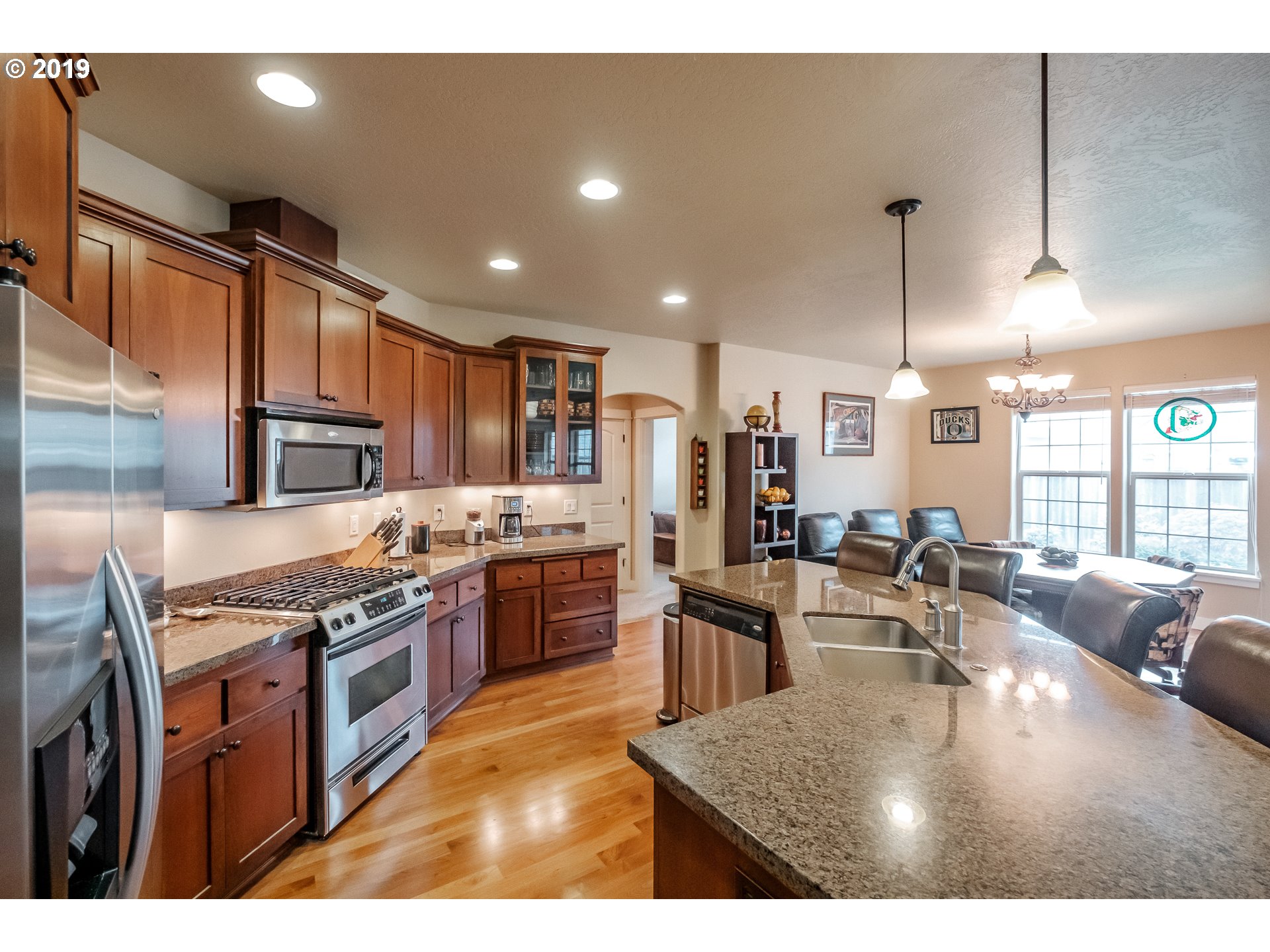1221 South 41st Street Springfield, OR 97478 - Photo 12 of 28
