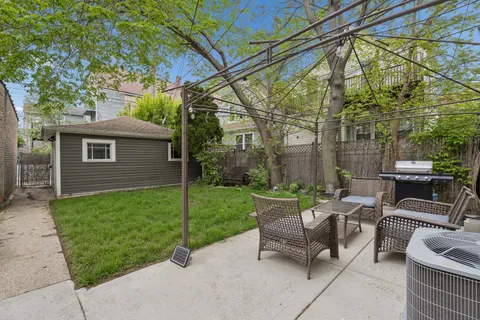 $1,095,000 | 4152 North Damen Avenue, Chicago, IL 60618