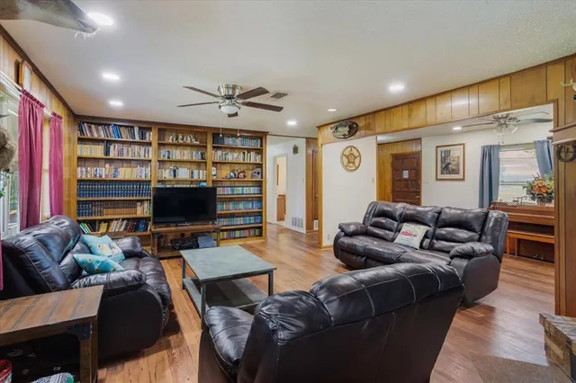 $349,900 | 7717 Farm To Market 2648 Paris Tx 75462, Paris, TX 75462