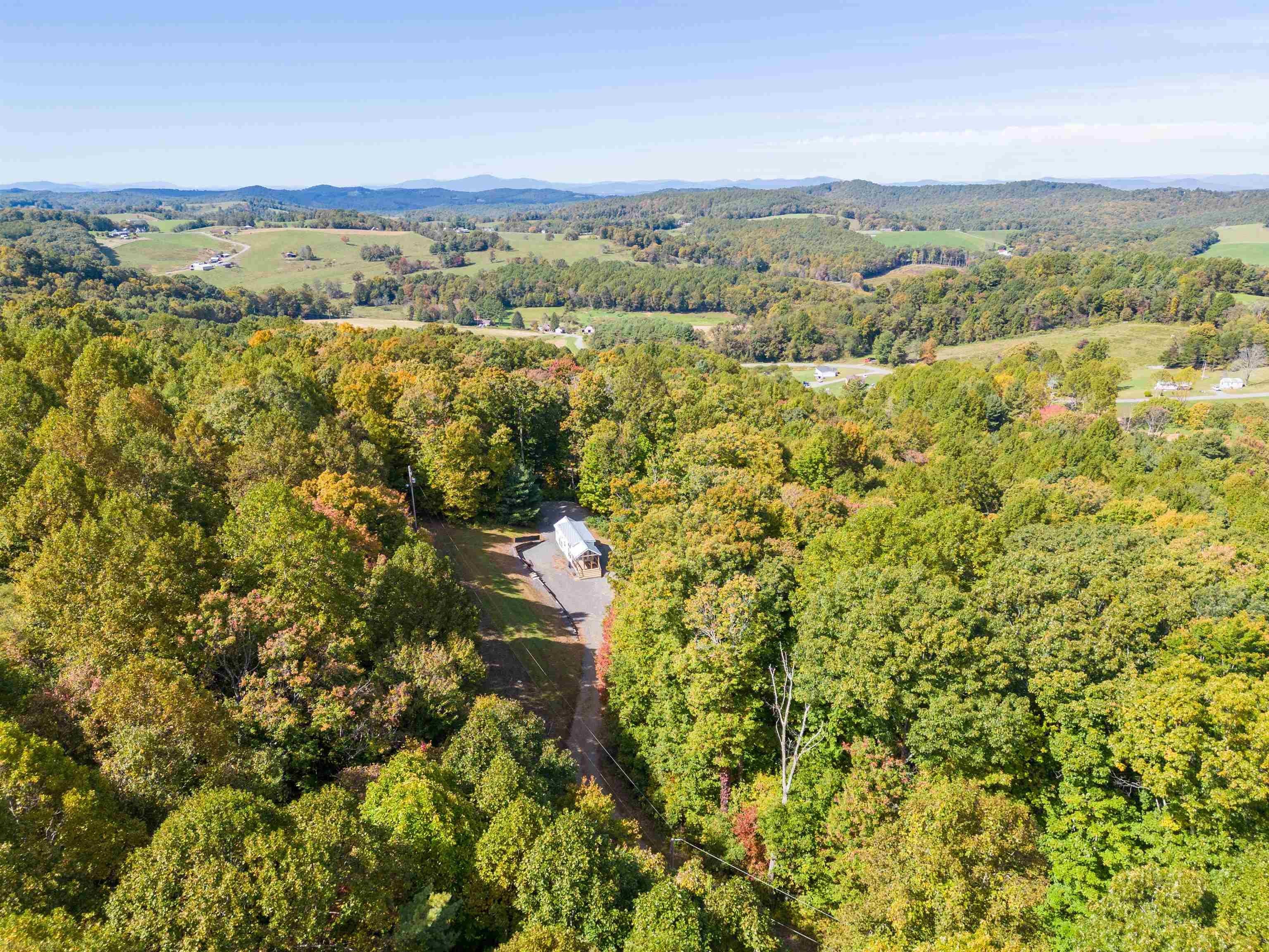 1147 Carrollview Road Fancy Gap, VA 24328 - Photo 39 of 47 Gallery Image 39