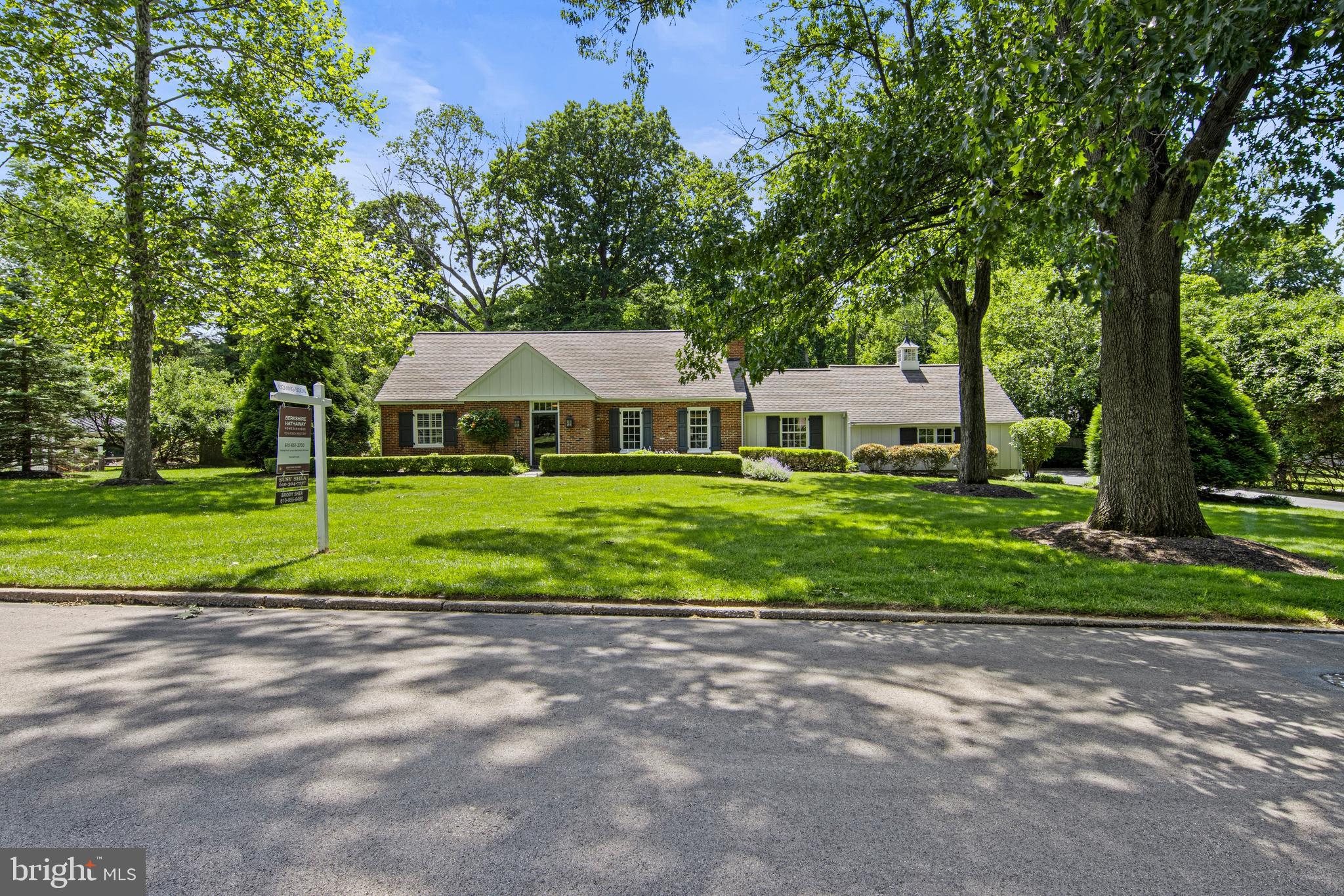 574 Timber Lane Devon, PA 19333 - Photo 68 of 71 Beautifully landscaped flat front and back yards