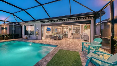 $939,900 | 4921 Surfside Circle, Bradenton, FL 34211