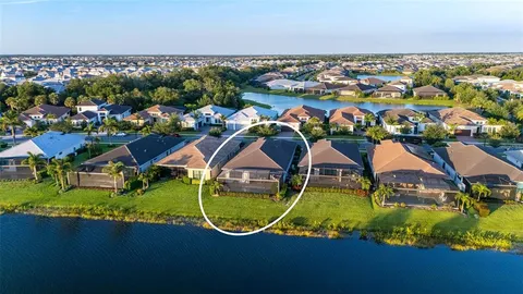 $939,900 | 4921 Surfside Circle, Bradenton, FL 34211