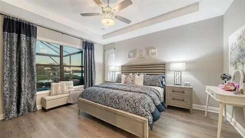 $939,900 | 4921 Surfside Circle, Bradenton, FL 34211