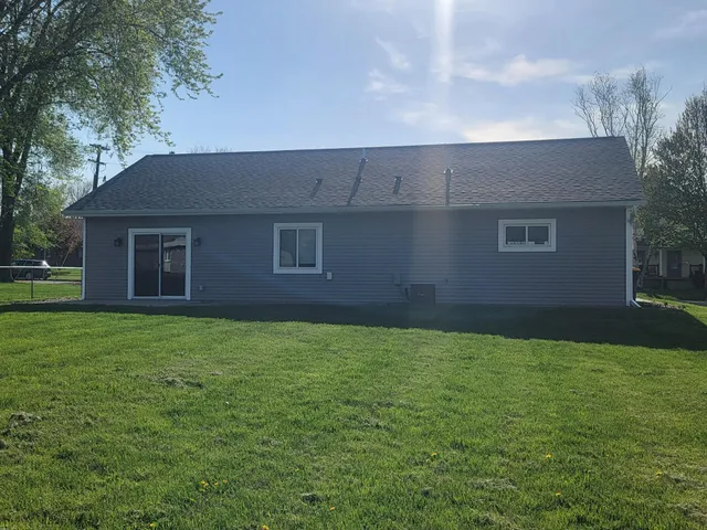 $299,900 | 411 Bullis Street, Kenyon, MN 55946